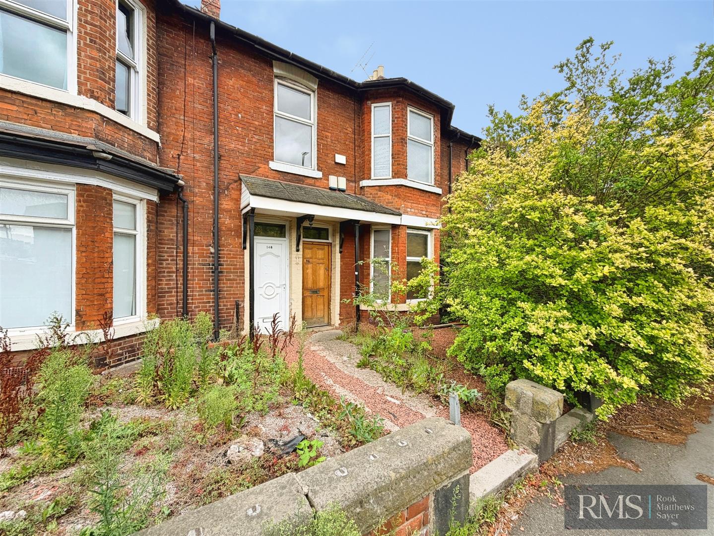 2 Bedroom Flat - Purpose Built